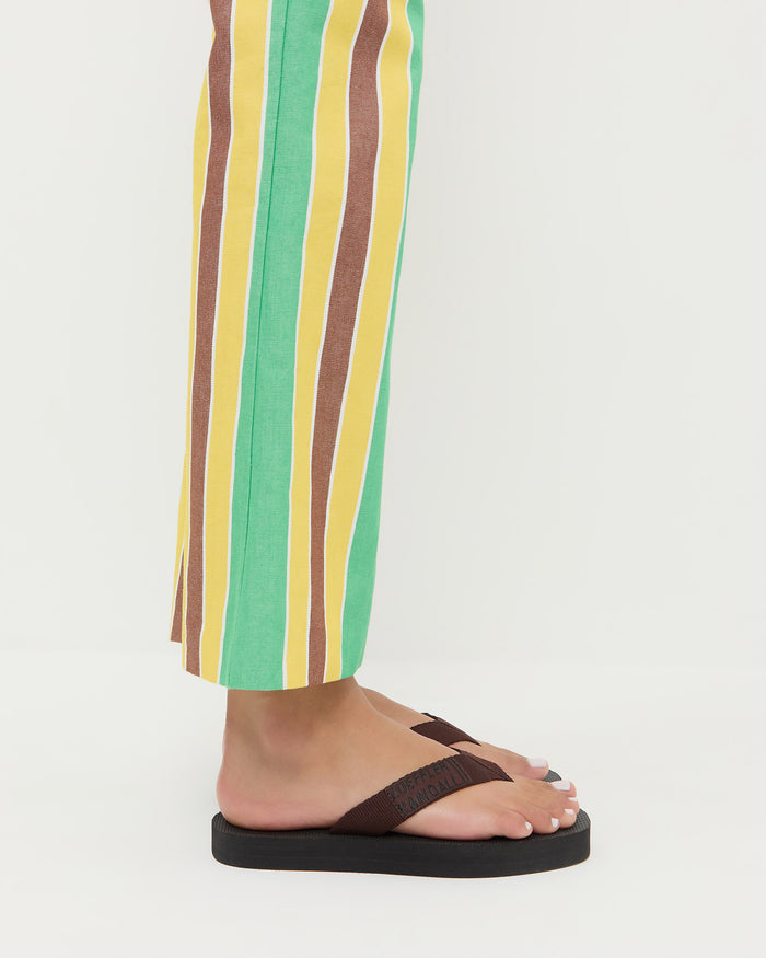 Chase Flip Flop in brown/black.