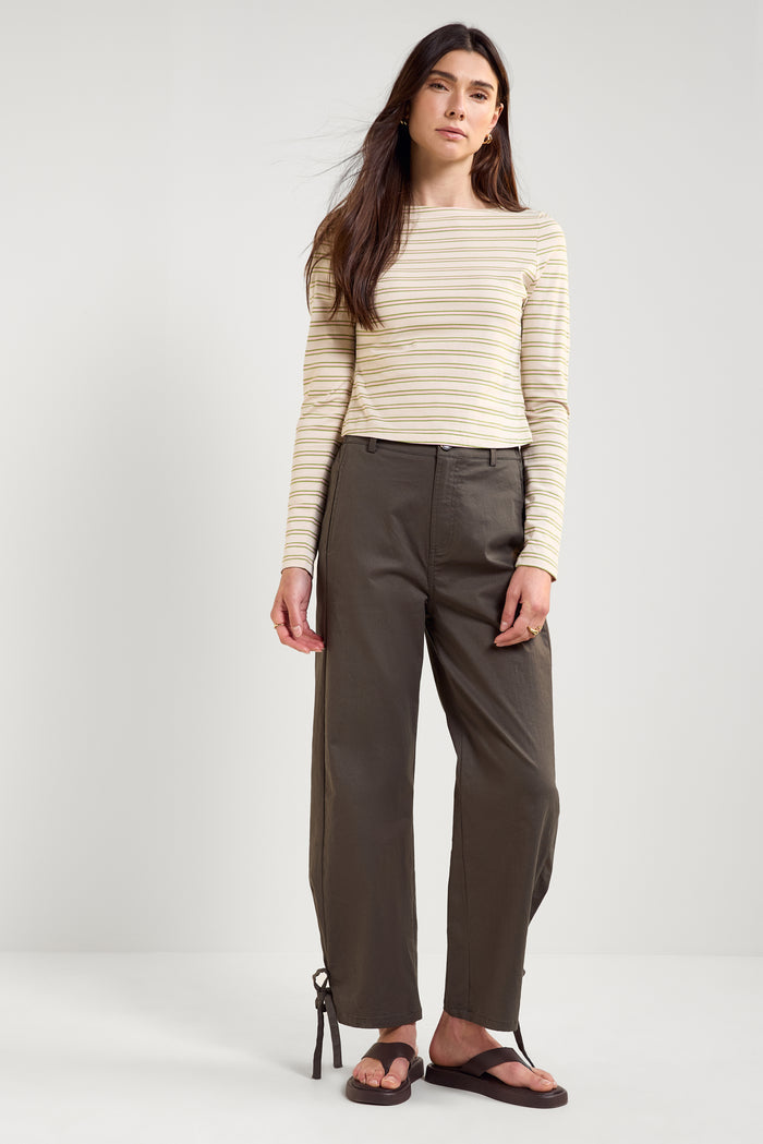 Fitted Boat Neck Top - 9197
