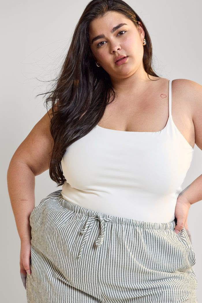 Fitted Cropped Tank Top - 9146