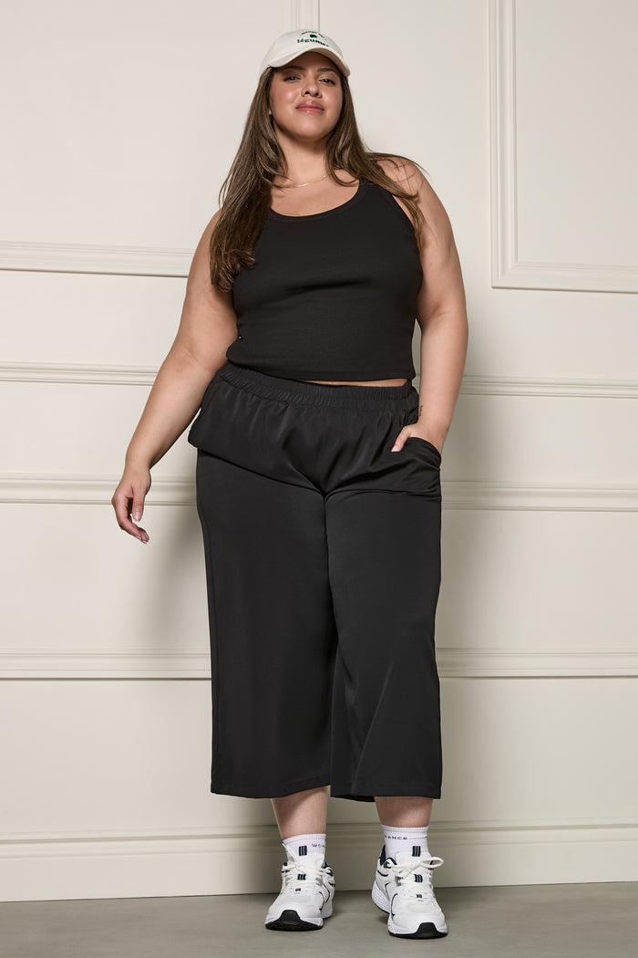 CAMISOLE-9134-NOIR-WOMANCE-CURVES-1