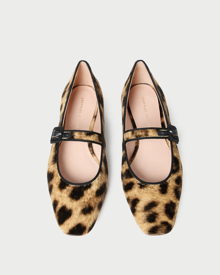 Ginger Leopard Velvet Mary Jane in leopard print velvet.