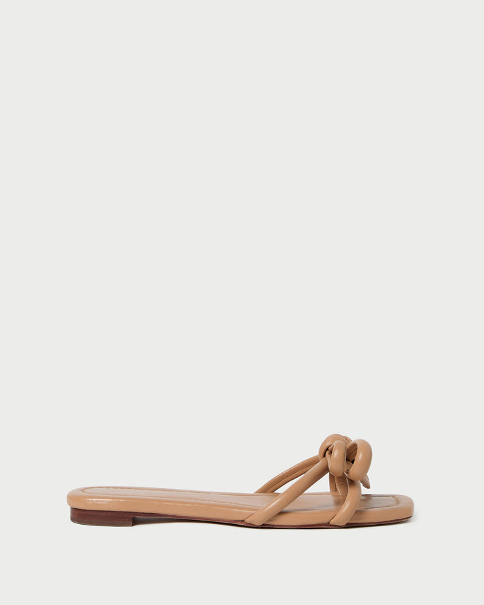 Hadley Dune Bow Sandal in beige nappa leather