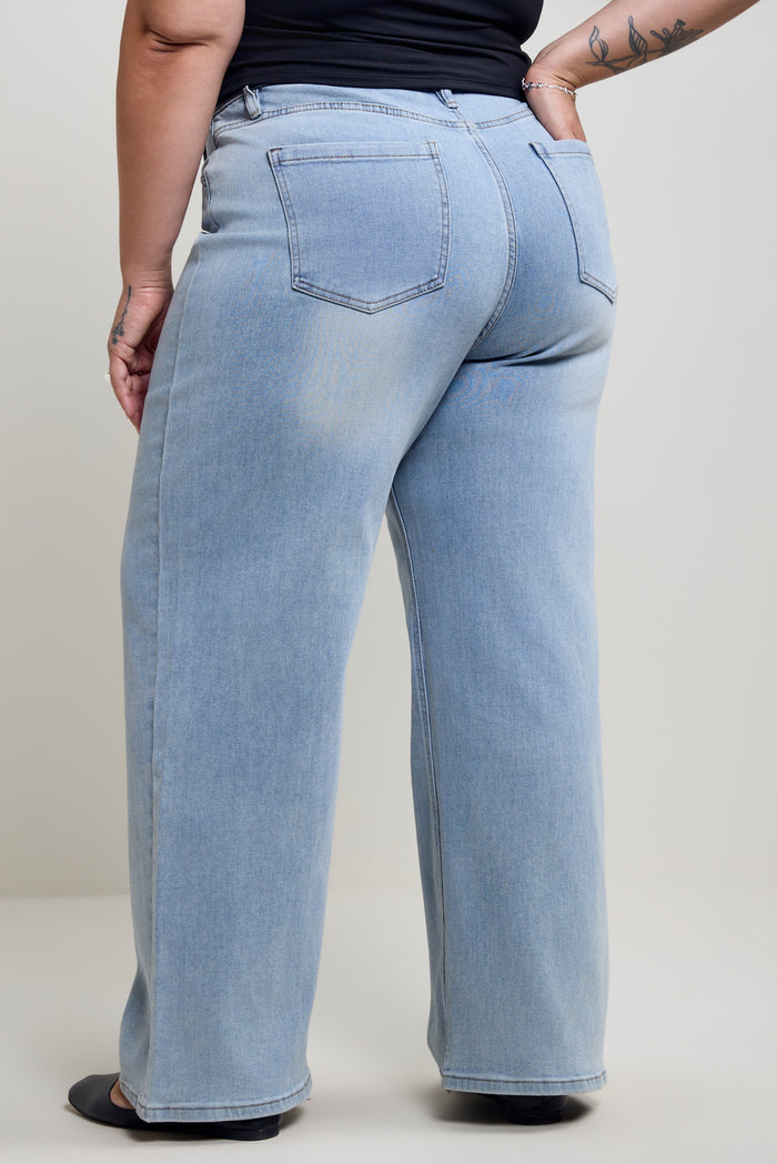 High Waist Jeans - 7041