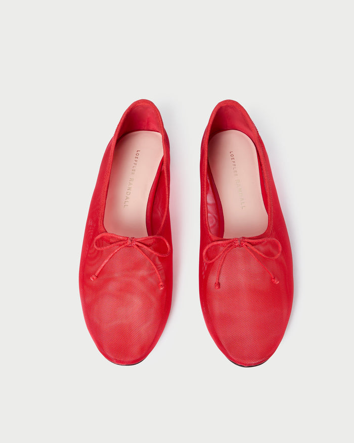 Color: Red