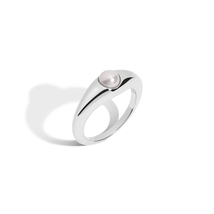 Pearl Bud Ring Vermeil White Gold