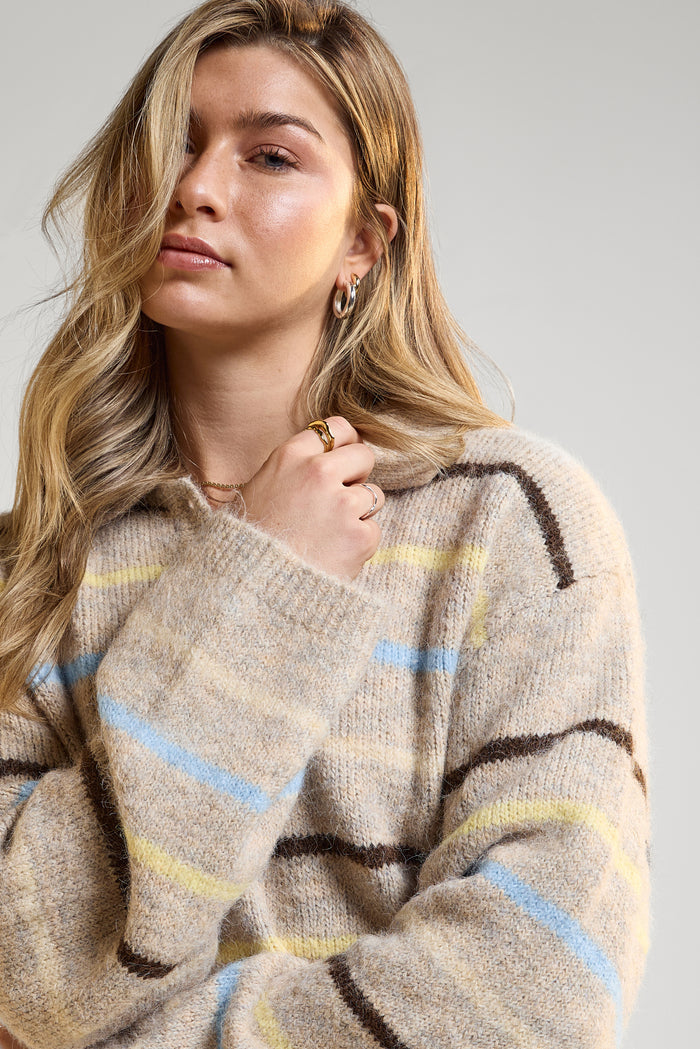 Polo Neck Knit Sweater - 8174