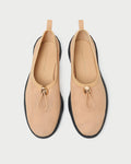 Color: Caramel/Black
