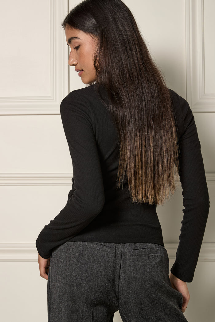 Rolled Turtleneck Sweater - 9112