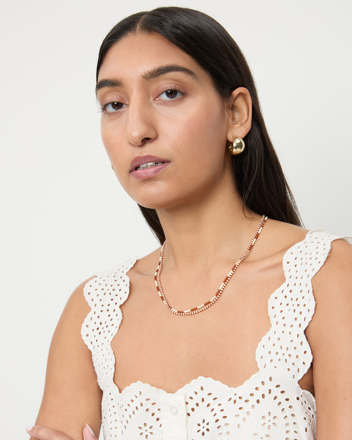 Color: Amber/Cream Multi