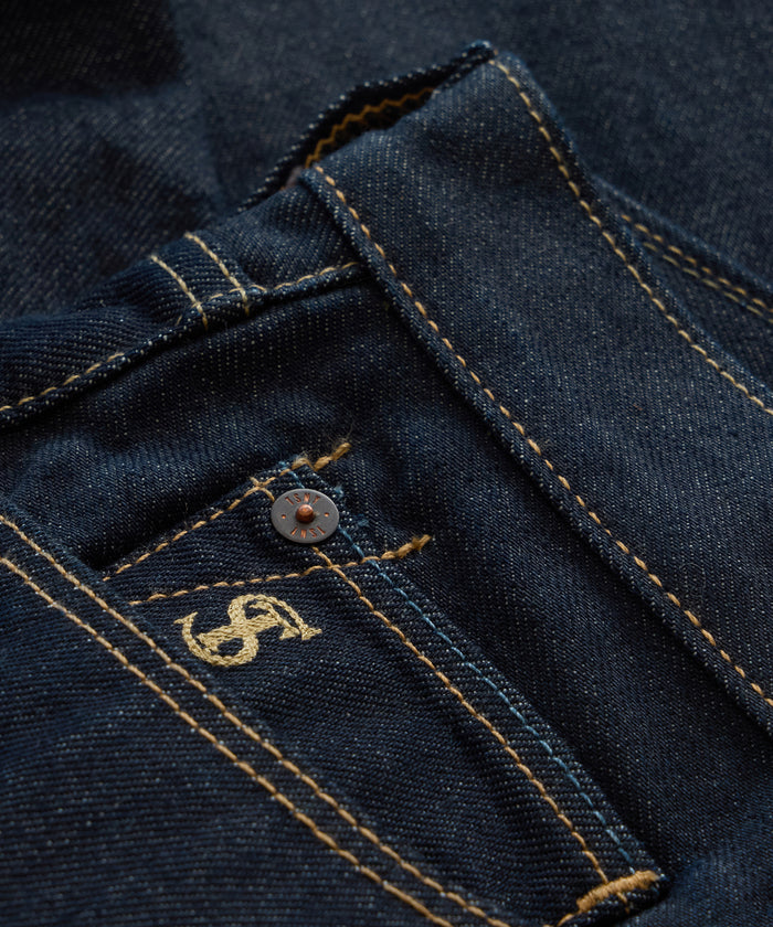 Straight Fit Jean in Indigo Rinse