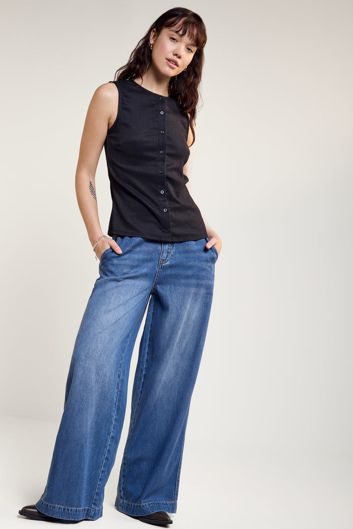 Textured Button-Down Tank Top - 9181