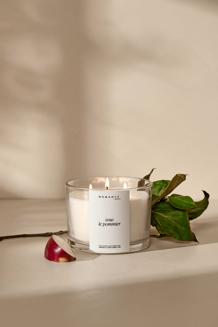 Womance Candle - Under the Apple Tree