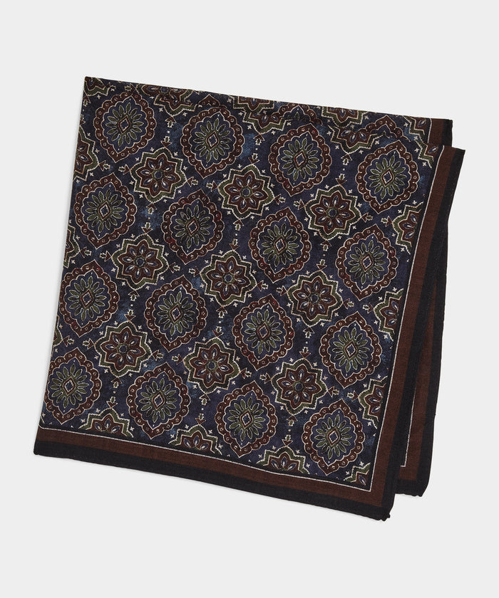 Wool Medallion Neckerchief in Navy